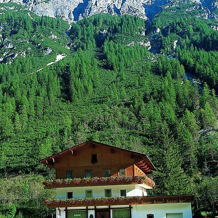 Gasthof Alpenrose Und Pension Nina Gschnitz Exterior photo